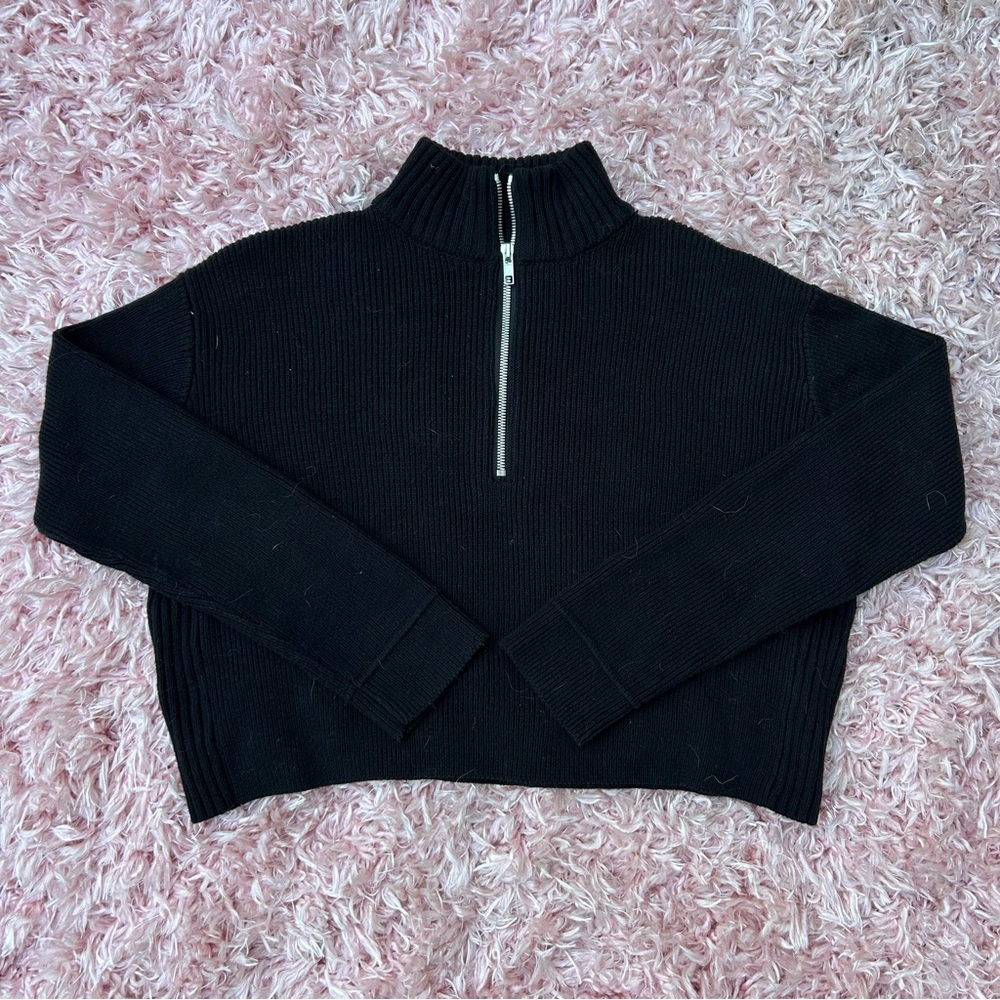 urban outfitters ribbed black 1/4 zip high neck o-ring crop sweater, size small